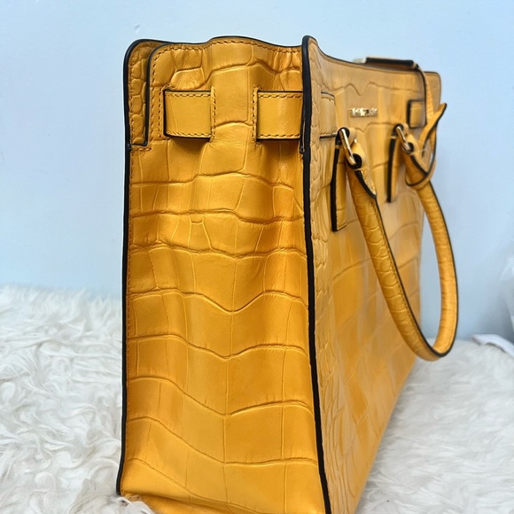 MICHAEL MICHAEL KORS
DILLON
30H4GAIT3E	SUN	
LG NS TOTE LEATHER - Picture 3 of 11